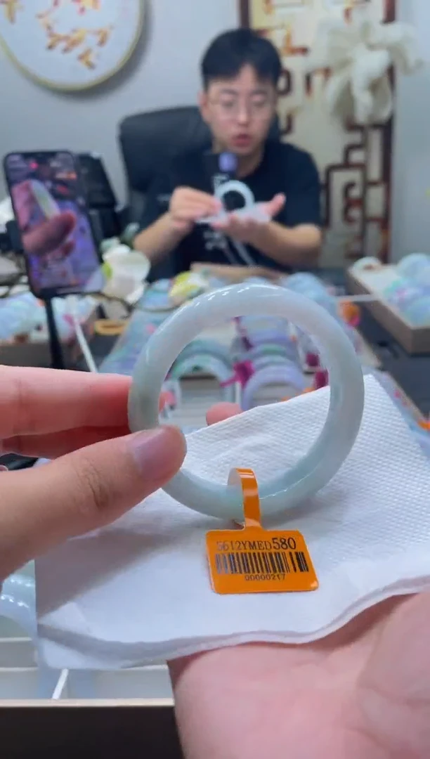 未镶嵌手镯翡翠09-55