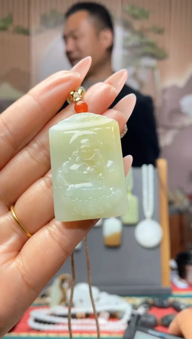 【闪购商品】和田玉颈饰未镶嵌一