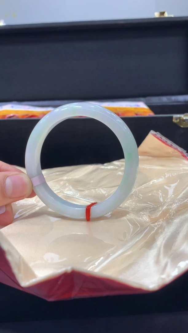 未镶嵌手镯翡翠翡翠手镯