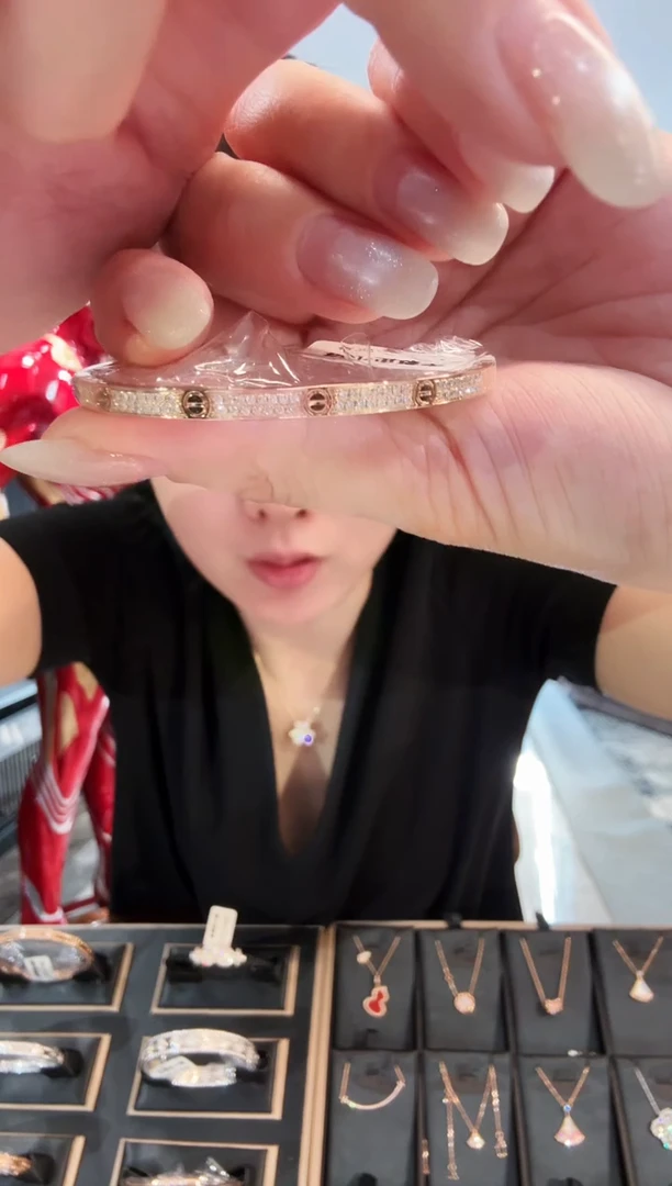 18K金镶嵌手镯钻石窄版满天星手镯玫瑰金17号