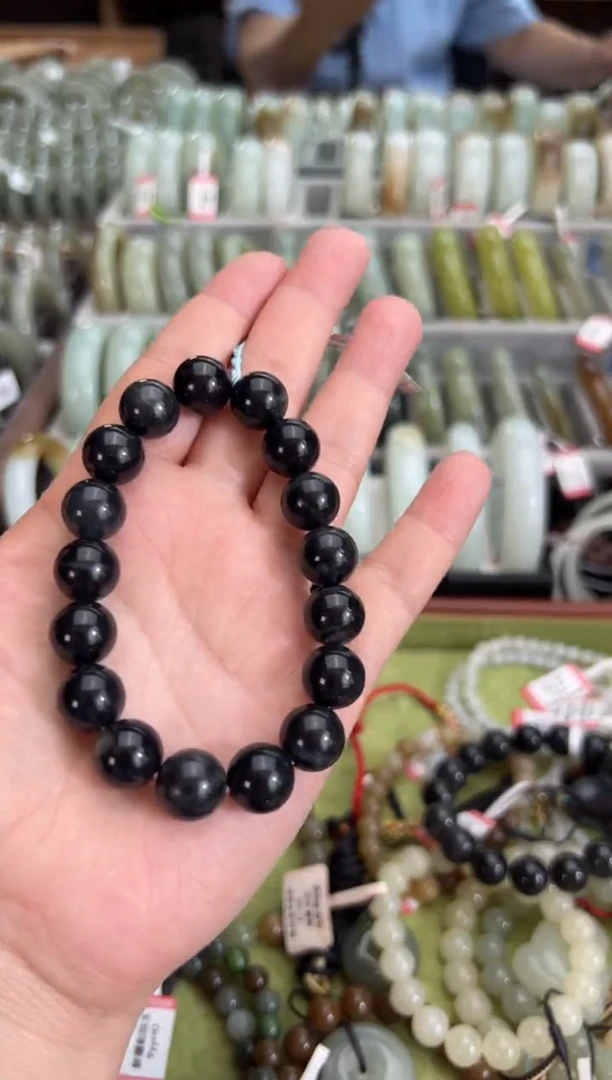 手串未镶嵌和田玉y****y若羌料毛毛矿墨玉青花手串卡12