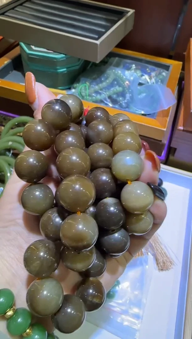 【闪购商品】和田玉【宏钰珠宝0121】18未镶嵌多样拍一发一