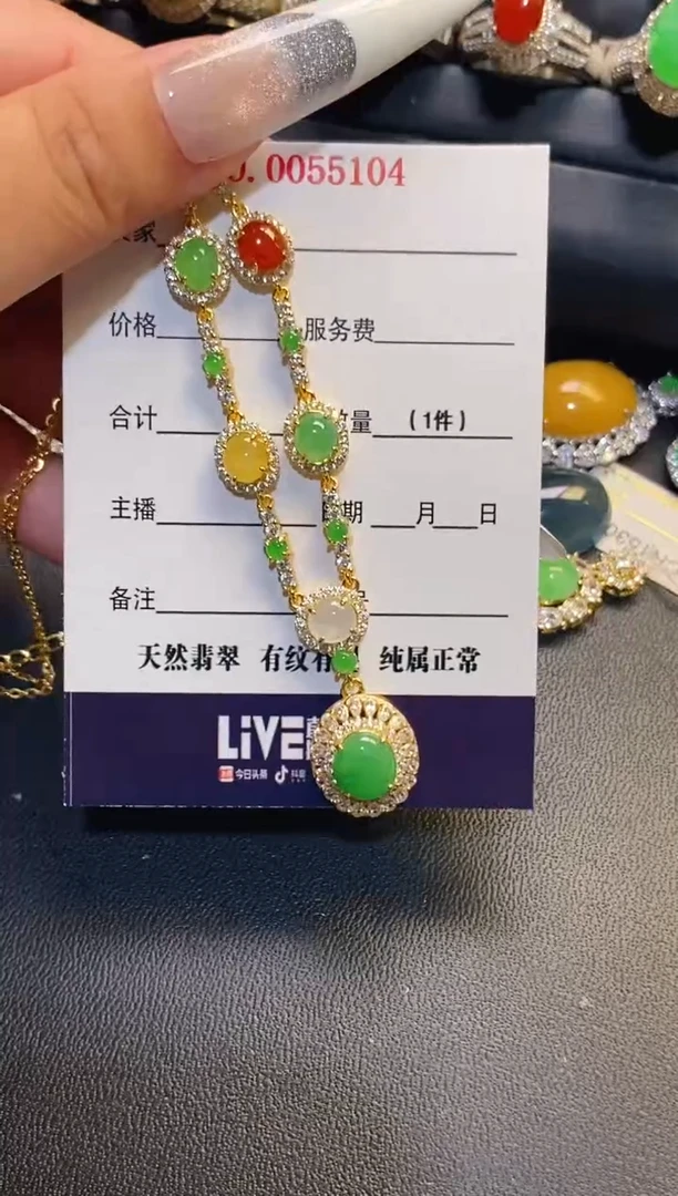 银S925镶嵌翡翠耳饰天然