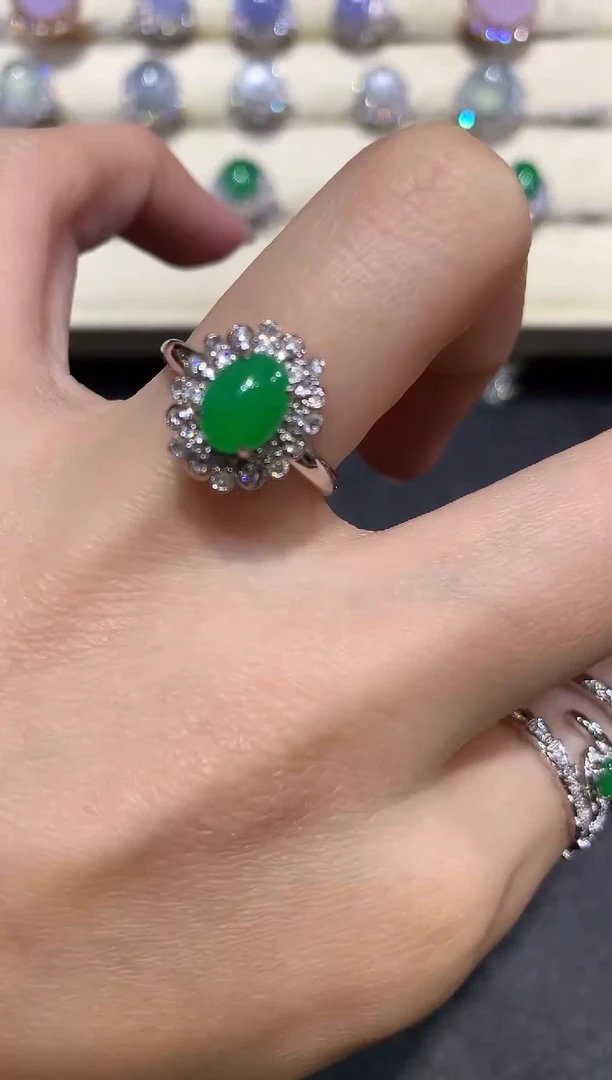 【闪购商品】翡翠戒指18K金镶嵌a250