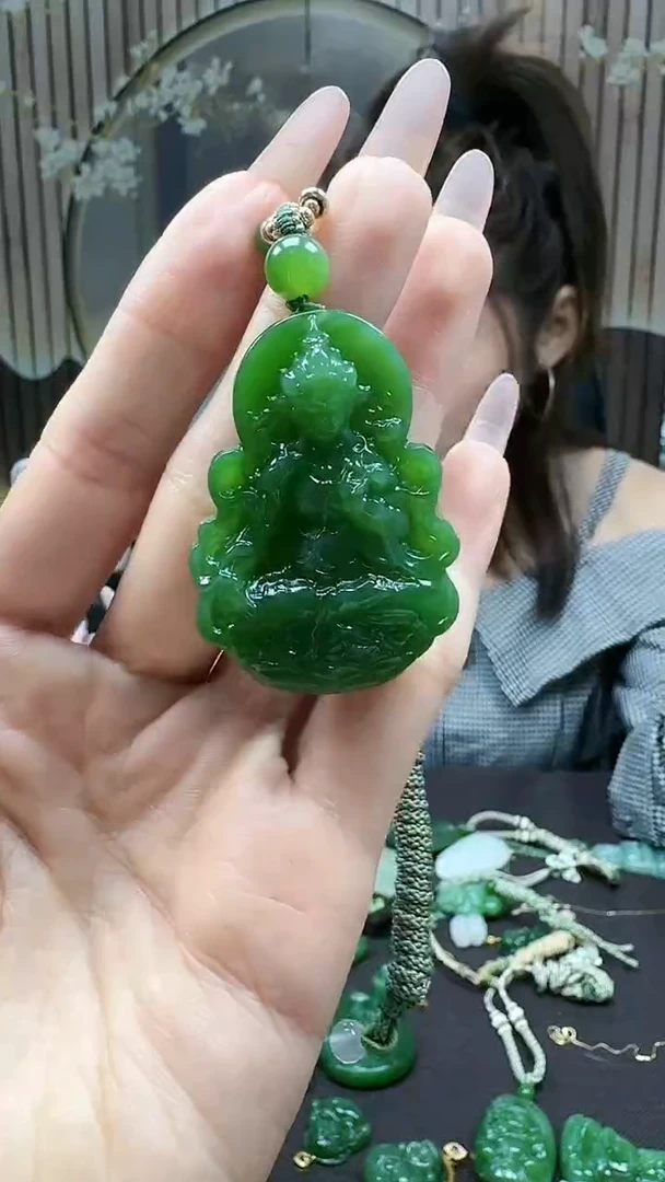 未镶嵌和田玉挂件1