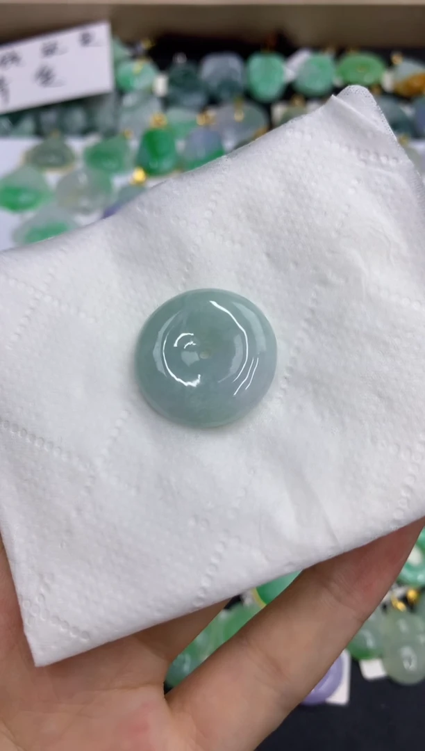 翡翠未镶嵌颈饰缅甸翡翠a货