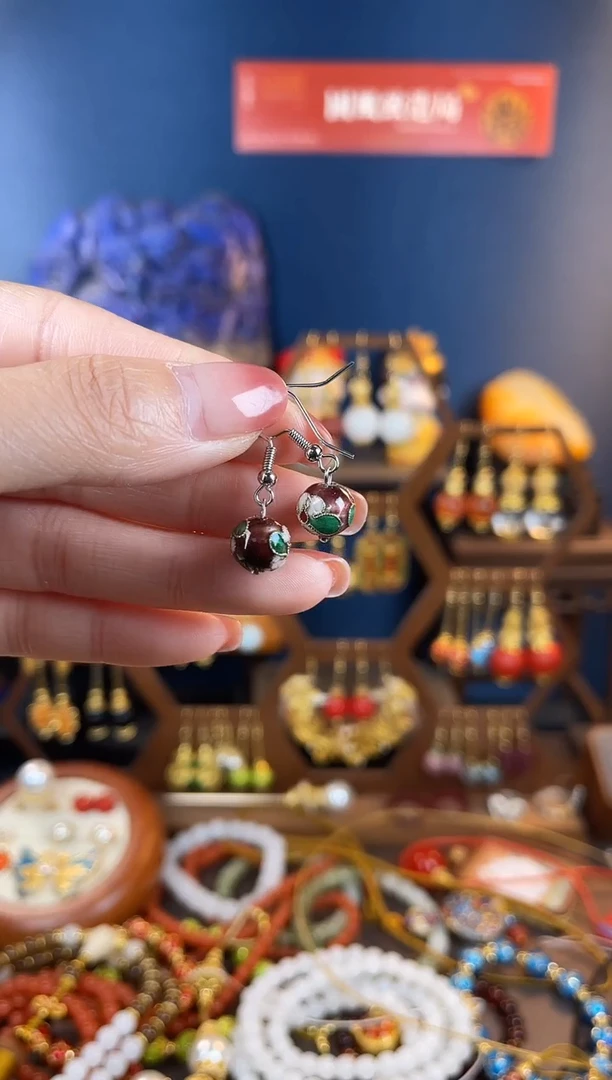 ，酱紫色珐琅景泰蓝耳钩