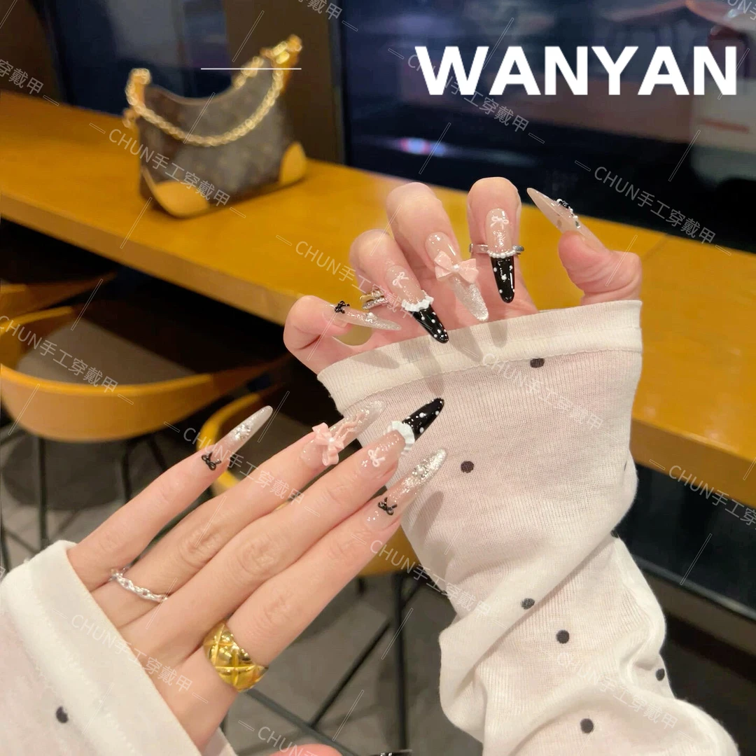 “公主城堡”CHUN·粉色雕花蝴蝶结黑法式高级感显白猫眼手工穿戴甲