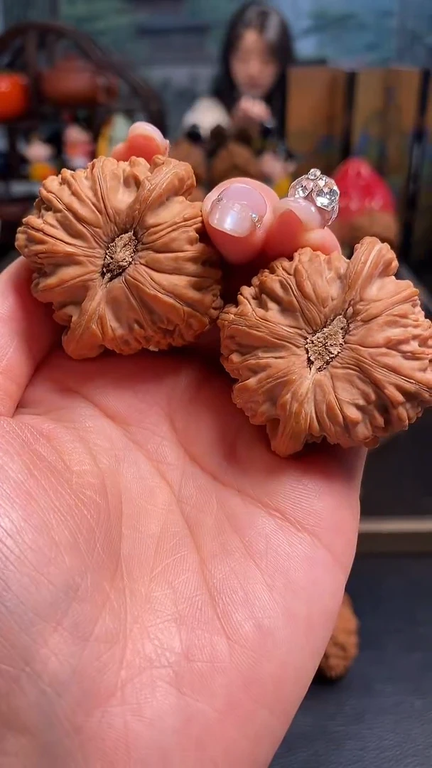 【闪购商品】文玩核桃吊坠C103白狮子头44