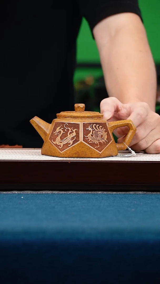 茶壶紫砂龙骨金砂 时来运转 刻四大神兽