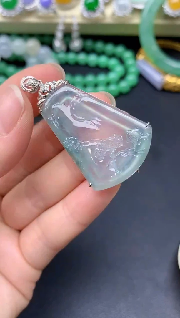 颈饰18K金镶嵌翡翠94-雪姐翡翠天天见