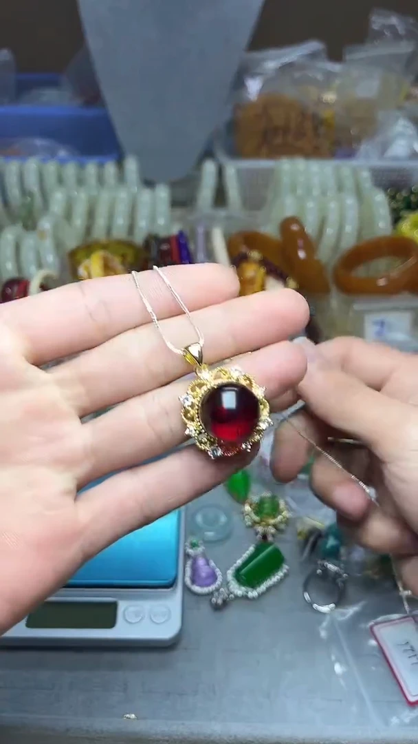 【闪购商品】琥珀颈饰未镶嵌吊坠