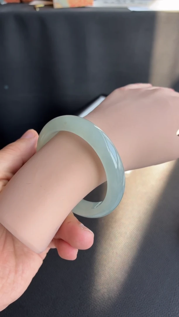 未镶嵌手镯翡翠36号57.2*12.5*8.9正圈