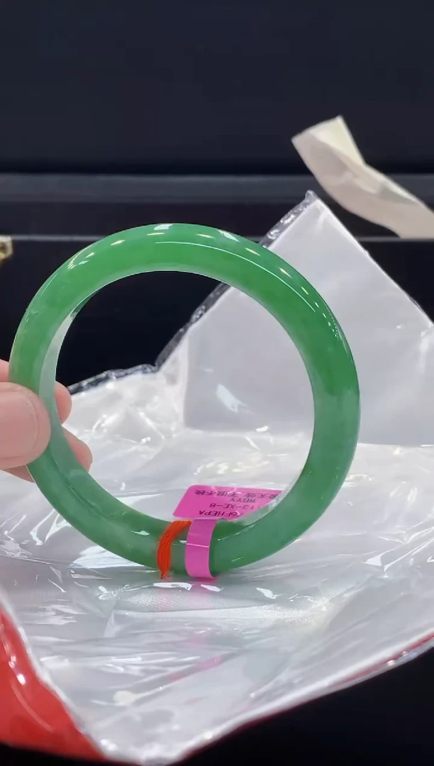 未镶嵌手镯翡翠翡翠手镯
