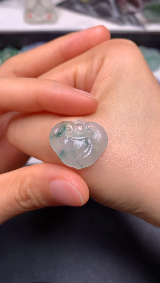 定制翡翠未镶嵌0549443751