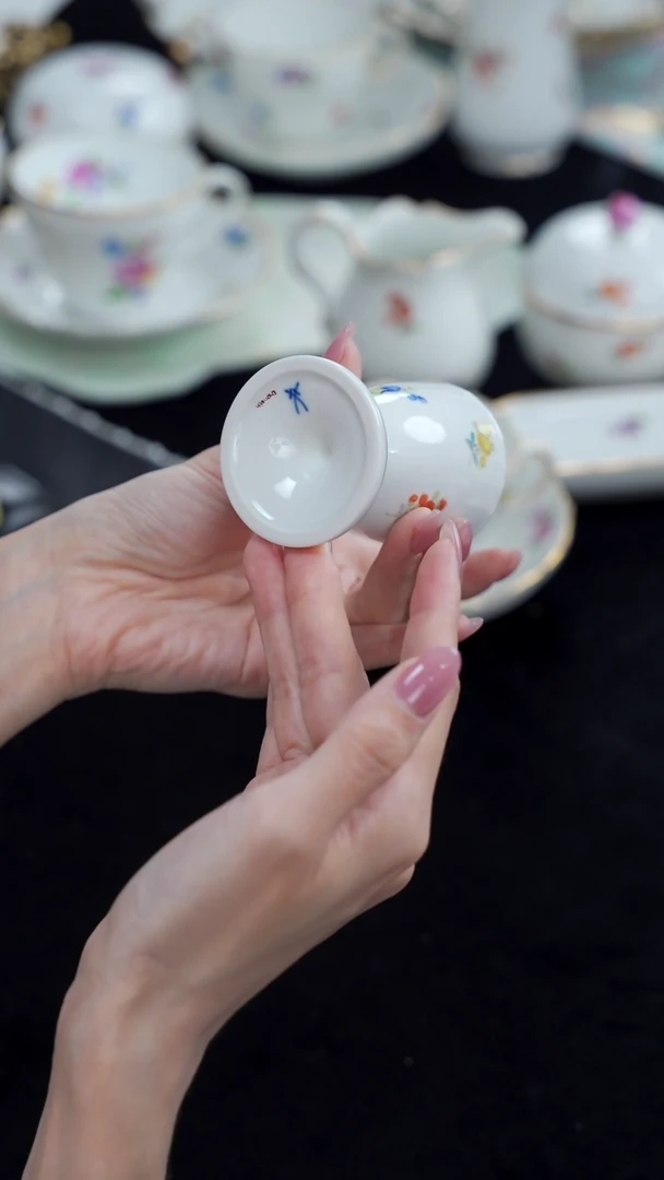 米多家中古瓷器如图所示2222