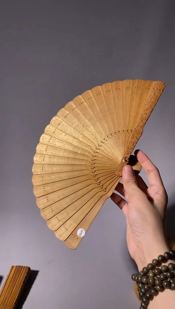 金丝楠雨*子884号18cm小叶桢楠扇子
