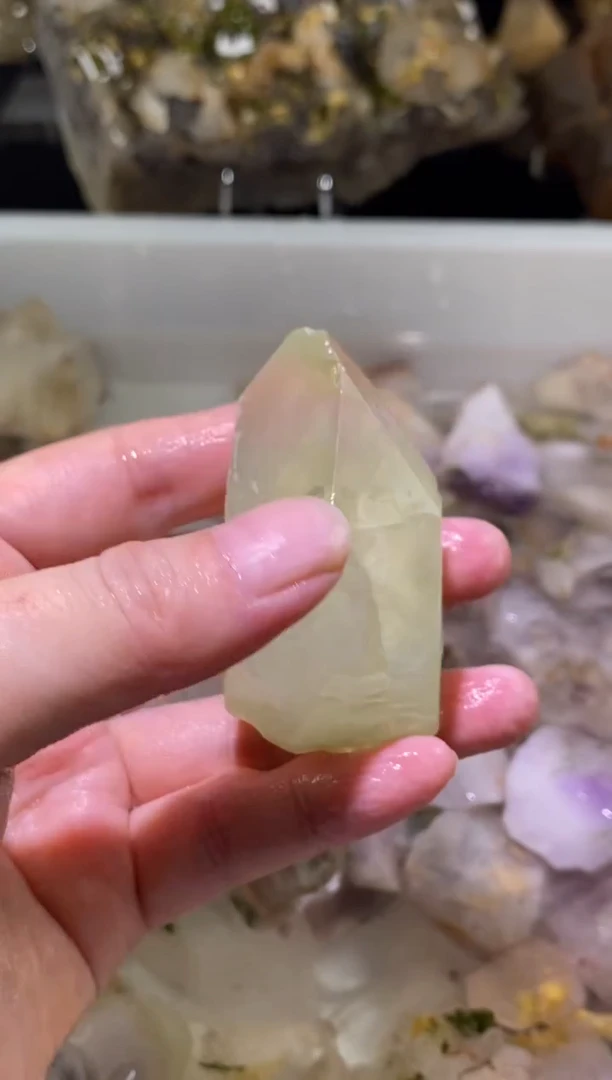 未镶嵌珠宝半成品水晶32号大单晶