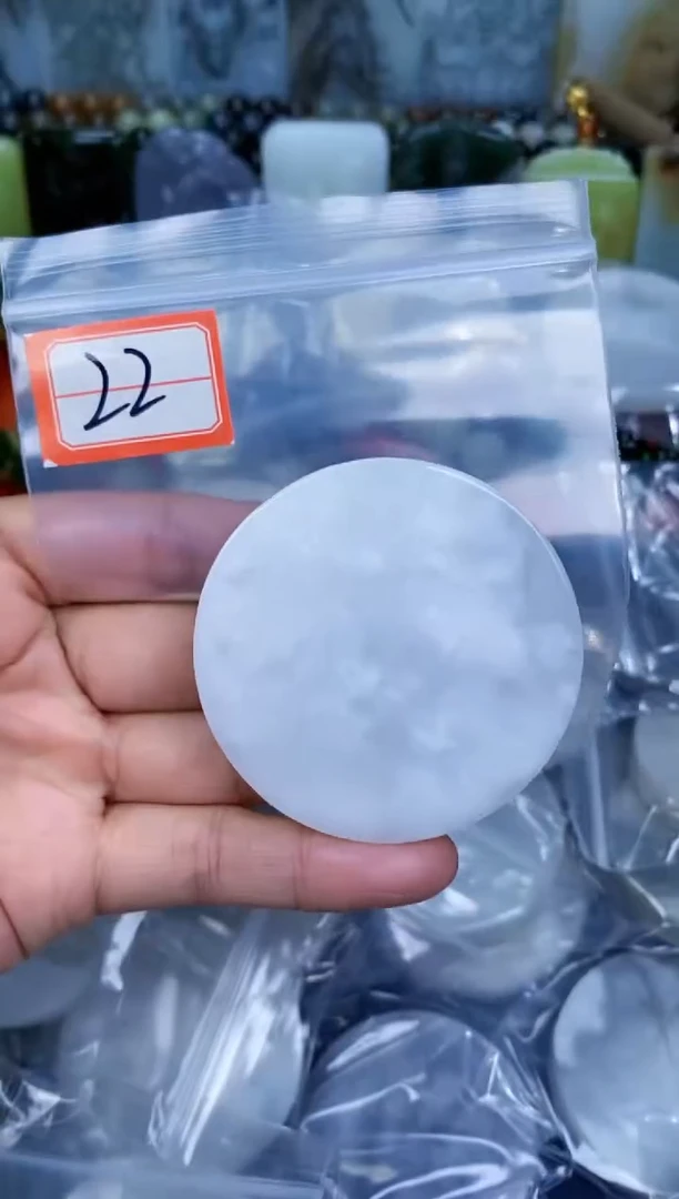 颈饰未镶嵌和田玉和田玉