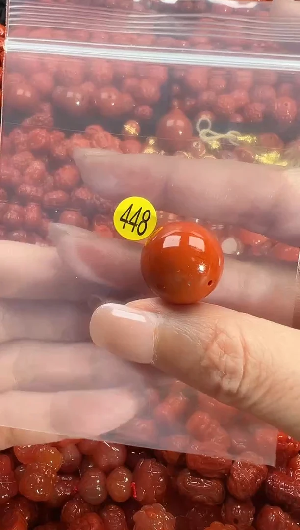 颈饰未镶嵌南红玛瑙1