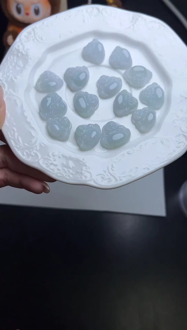 颈饰未镶嵌翡翠多样性发一件/配绳