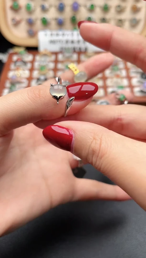 银S925镶嵌戒指翡翠一物一证一礼盒