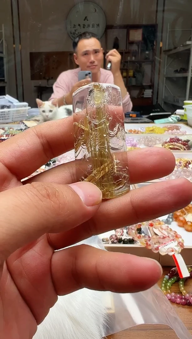 未镶嵌颈饰水晶钛晶观音牌
