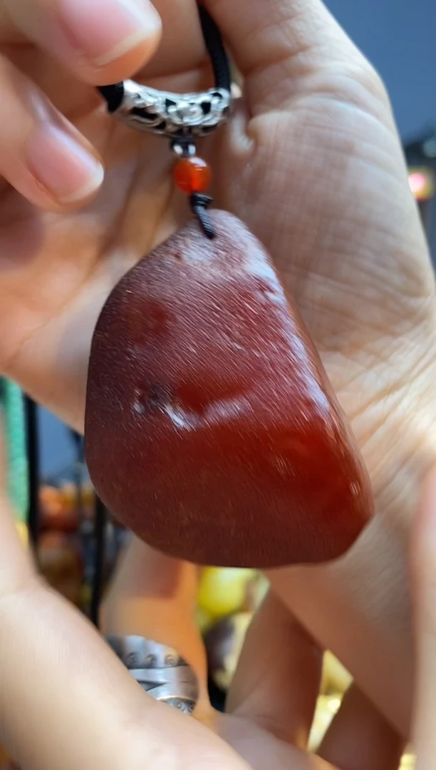 琥珀颈饰未镶嵌吊坠