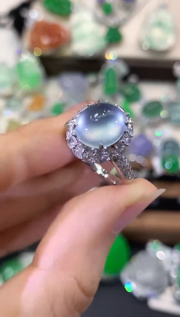 18K金镶嵌戒指翡翠C90