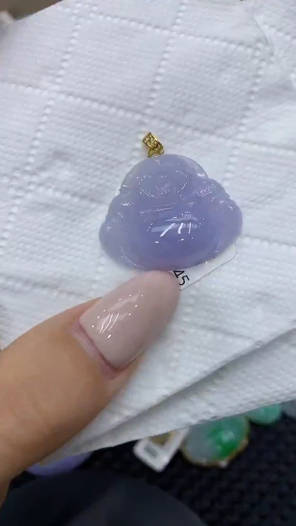 颈饰18K金镶嵌翡翠111111111111