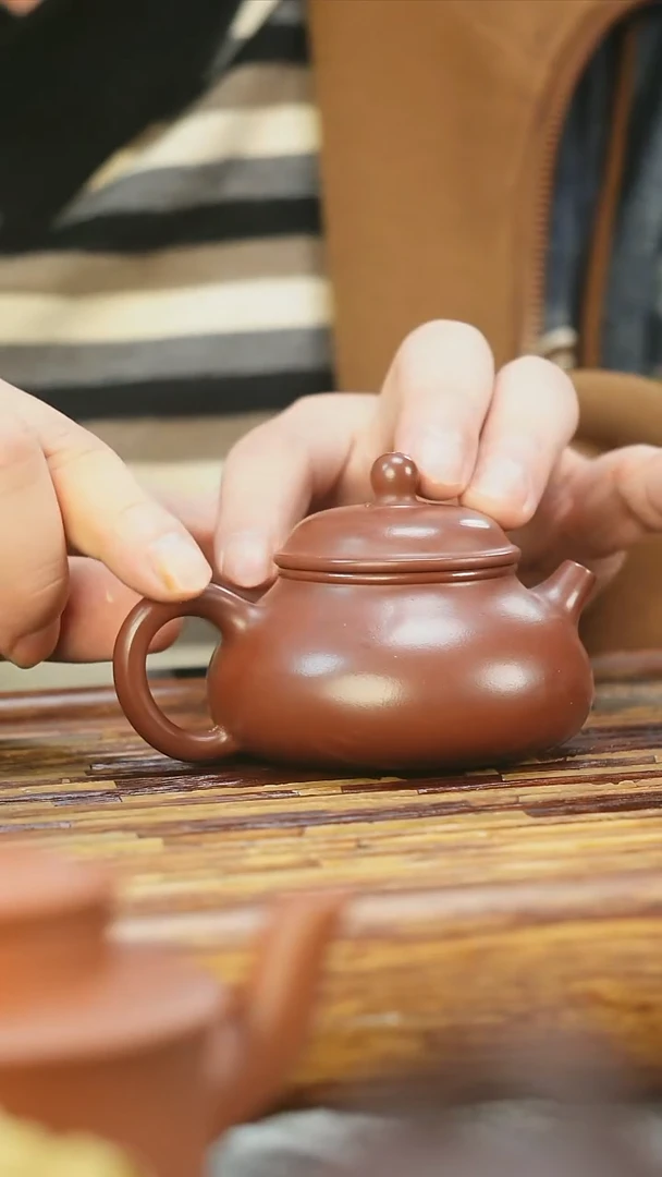 茶壶紫砂阁紫泥光塑容天