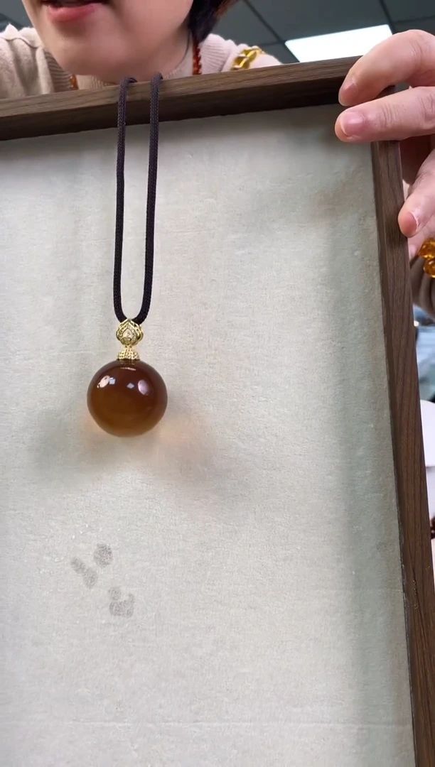 【闪购商品】琥珀颈饰未镶嵌缅甸灵草珀吊坠35+