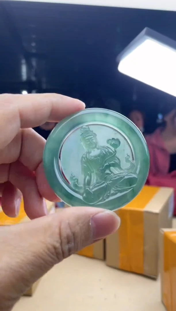 【闪购商品】定制翡翠未镶嵌      4316