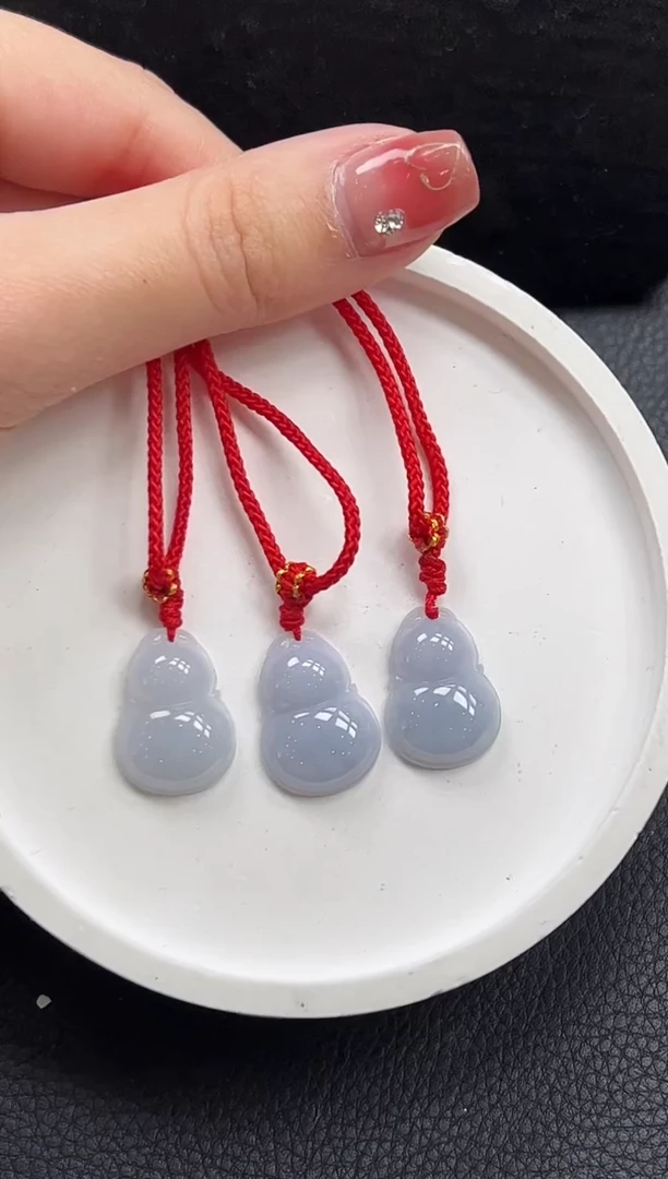 【闪购商品】翡翠颈饰未镶嵌YM1131-2紫葫芦多样性发1件