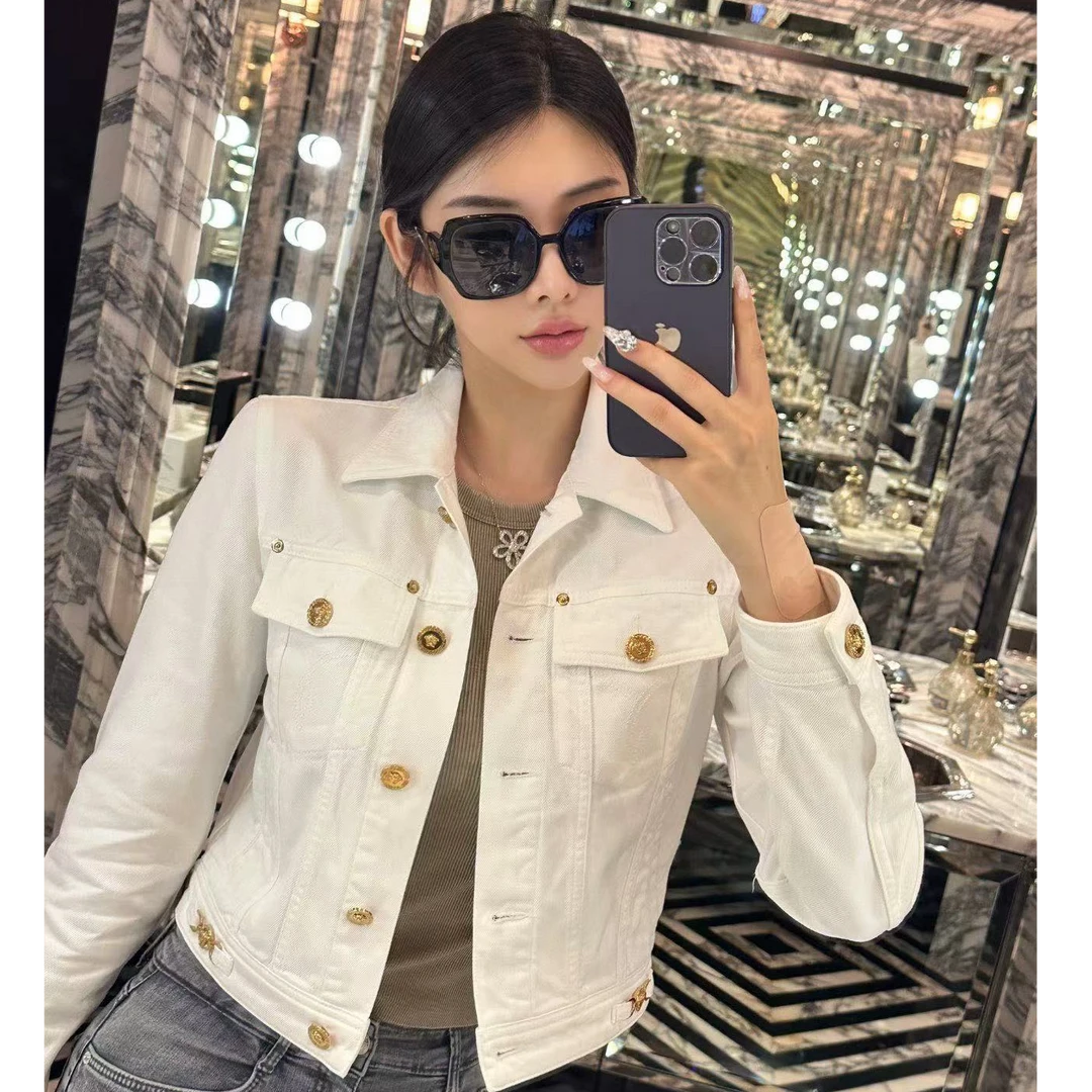 95新 VERSACE/范思哲 白色金扣短款牛仔外套/F40/编号4954