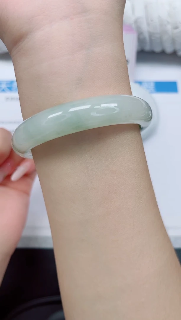 未镶嵌手镯石英质玉249-58/59