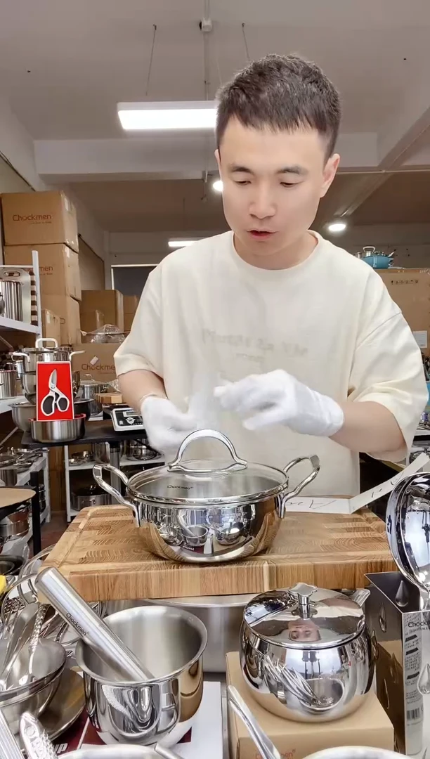 A19 微瑕卓德铭18cm泡面锅