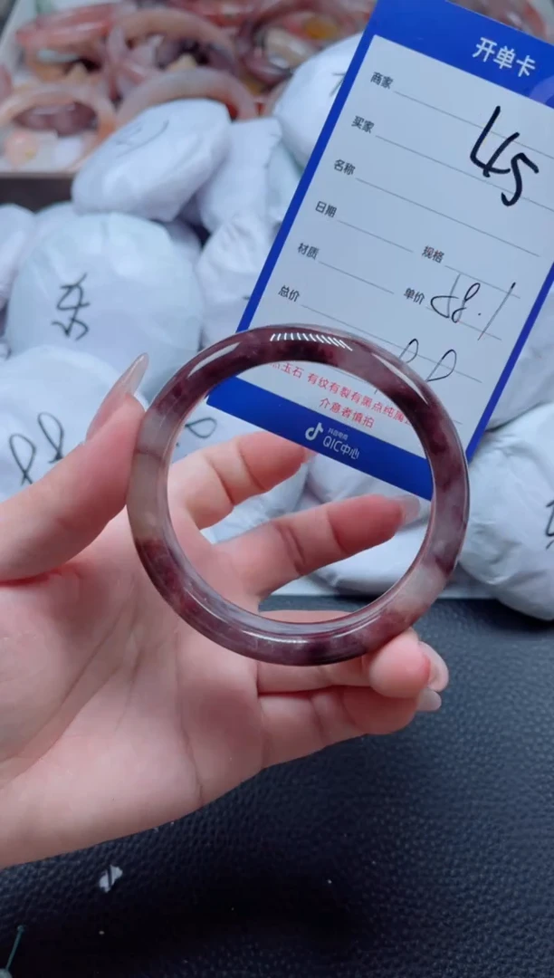 【闪购商品】石英质玉手镯未镶嵌45-58