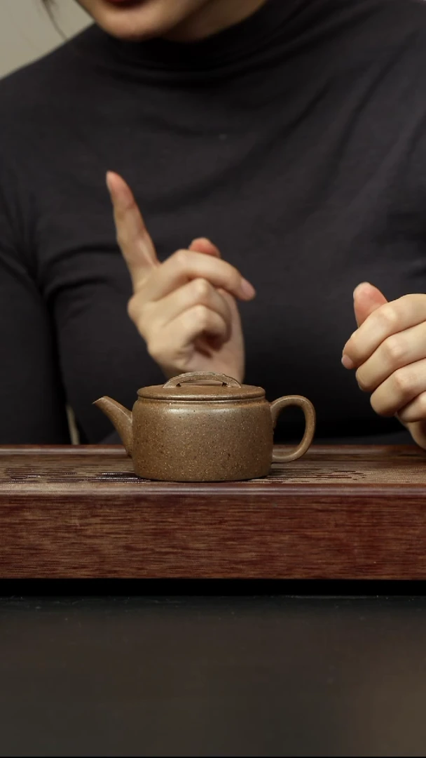 紫砂茶壶百年岩中泥 折嘴汉瓦小