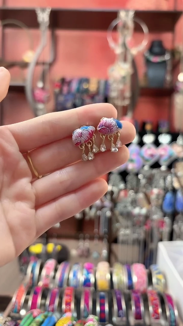 织绣 云织谣民族风精美饰品   408