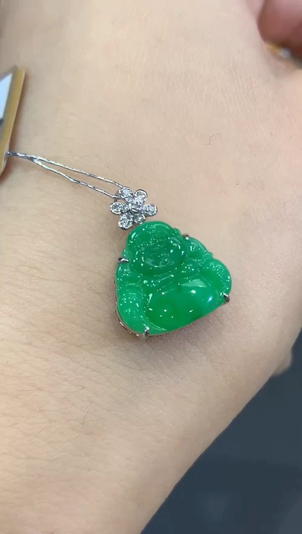 吊坠(不含链)18K金镶嵌翡翠B12 多样性一件发货