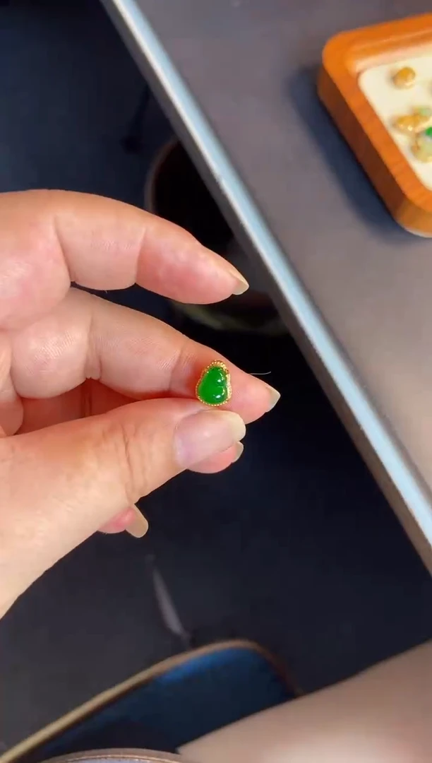 吊坠(不含链)银S925镶嵌翡翠1