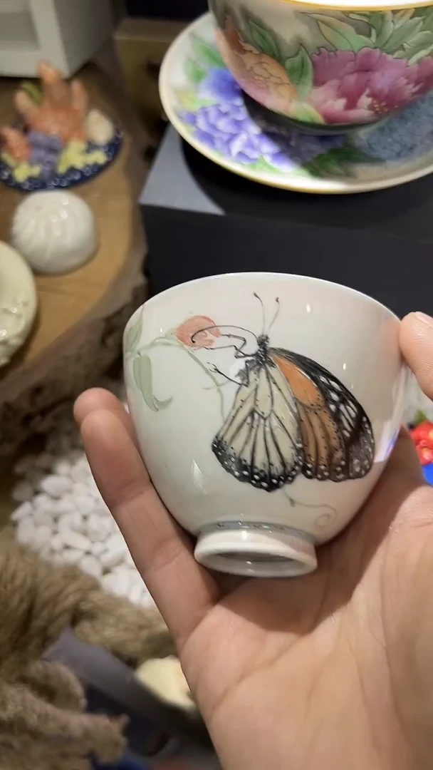 拾泥手绘蝶恋花主人杯