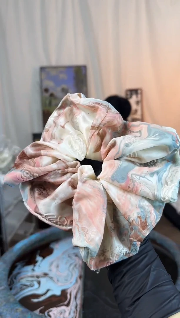 990 山茶花发圈 月下破若