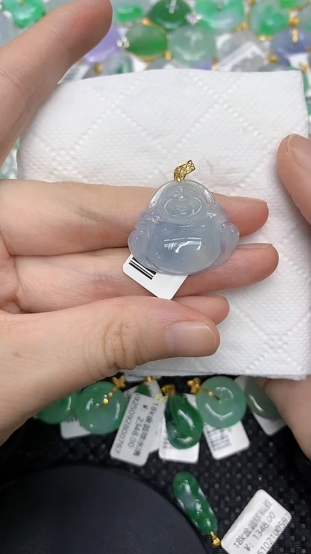 颈饰18K金镶嵌翡翠111111111