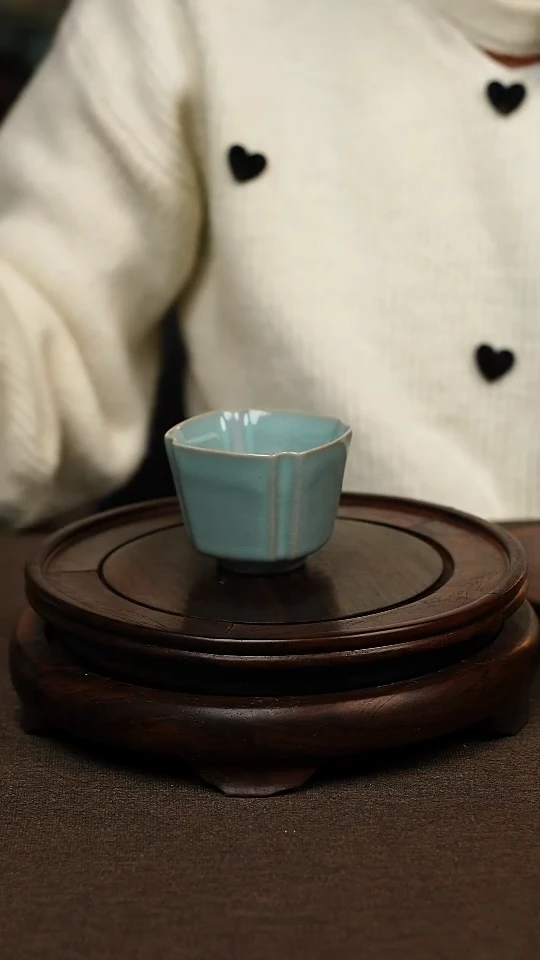瓷片天青色四方八角杯70ml全品礼盒包装