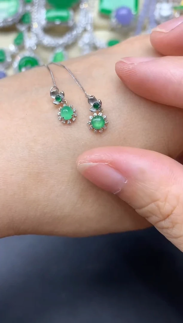 翡翠18K金镶嵌颈饰437-中国好珍宝