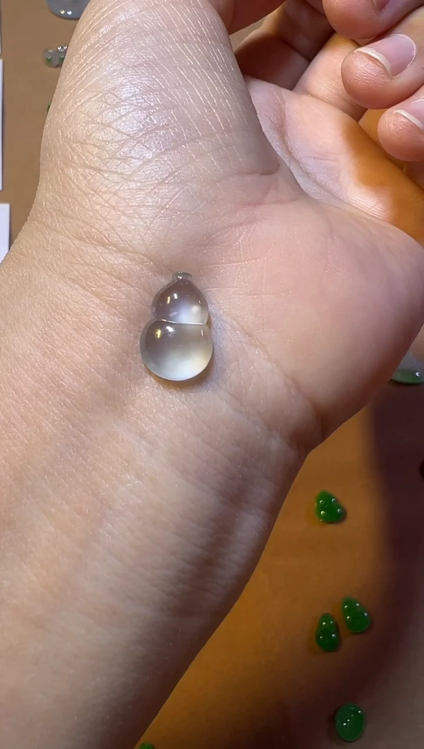 【闪购商品】定制翡翠未镶嵌葫芦