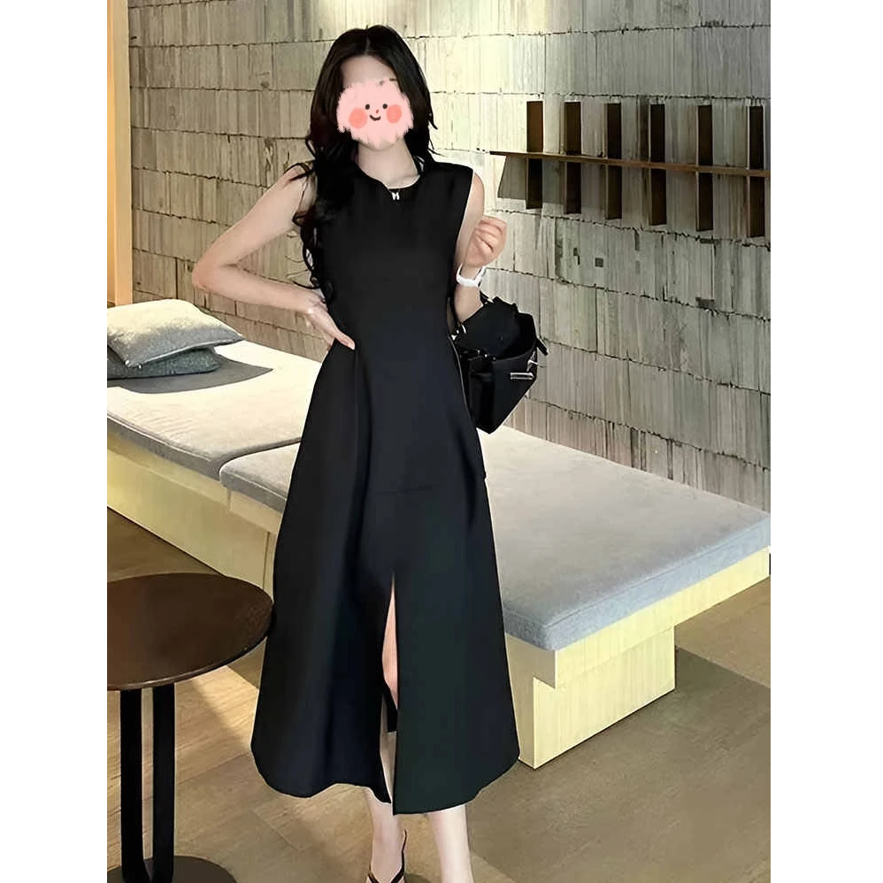 法式赫本风黑色无袖背心连衣裙女2025新款夏季高级感显瘦开叉长裙