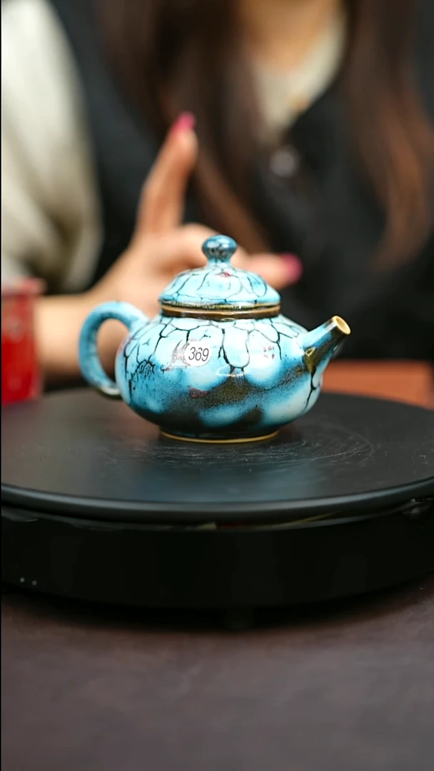 369*一级品原矿钧瓷炉钧釉容天壶